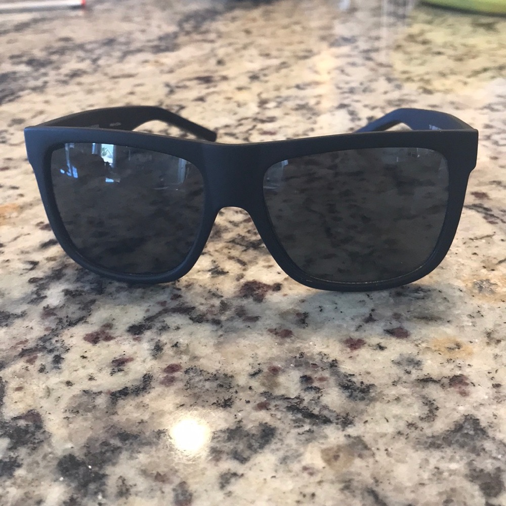 Men’s Tommy Hilfiger Sunglasses